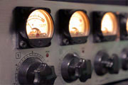 Tube compressor meters for vocal recording